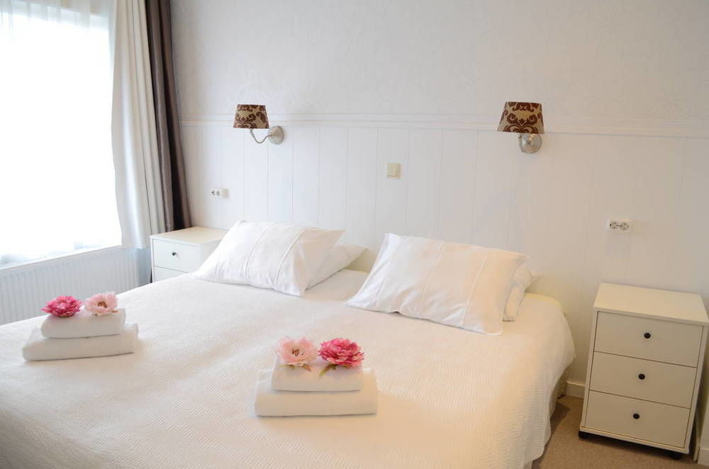 Hotel 'T Witte Huys Scheveningen Гаага Экстерьер фото